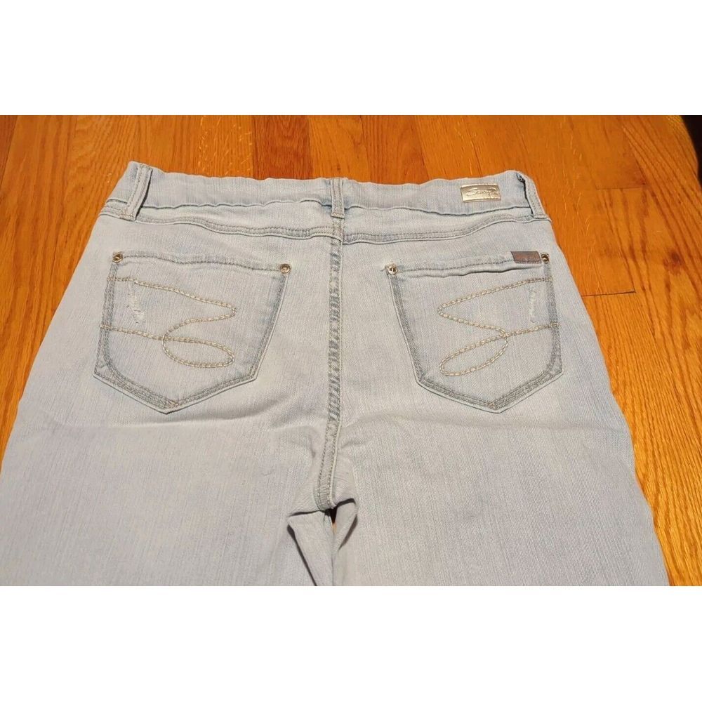 Seven7 Women's Light Blue Denim Distressed Slim Straight‎ Jeans  Size 10 - Picture 8 of 11